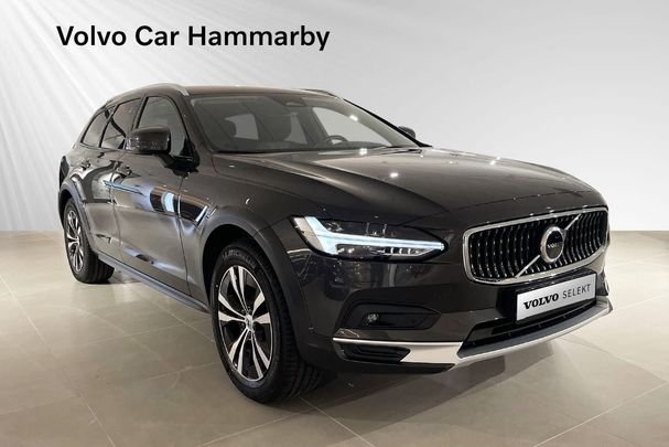 Volvo V90 Cross Country B4 Diesel AWD 147 kW image number 2