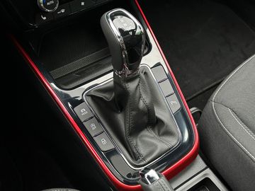 Car image 38