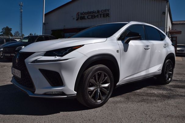 Lexus NX 300 h AWD 146 kW image number 1