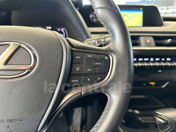 Lexus UX 131 kW image number 24