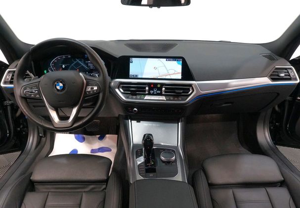 BMW 320d xDrive 140 kW image number 9