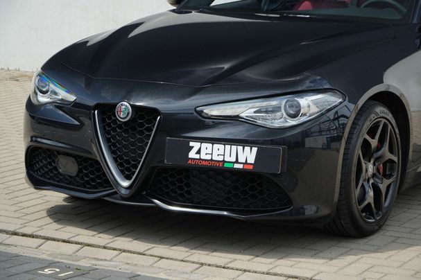 Alfa Romeo Giulia 2.0 Turbo Veloce 206 kW image number 8