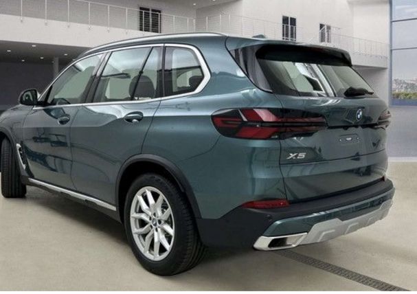 BMW X5 50e xDrive 360 kW image number 3