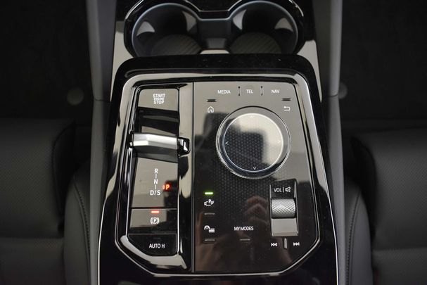 BMW 520i 140 kW image number 28