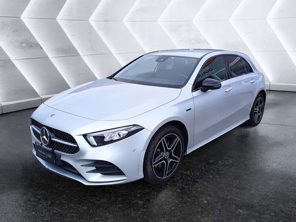 Mercedes-Benz A 250 e PHEV 160 kW image number 1