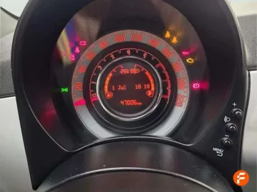 Car image 19