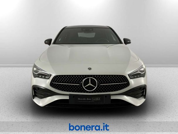 Mercedes-Benz CLA 250 Shooting Brake e PHEV 160 kW image number 3