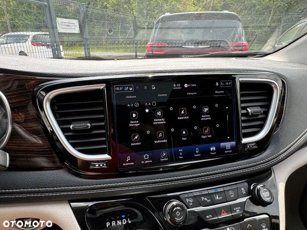 Chrysler Pacifica 208 kW image number 33