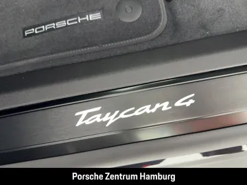 Car image 32