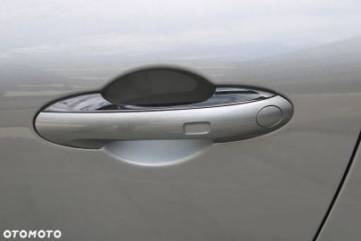 Car image 40