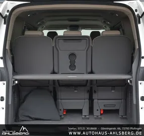 Car image 28