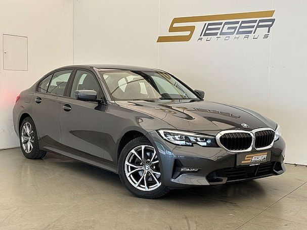 BMW 320i 135 kW image number 1