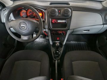 Car image 13