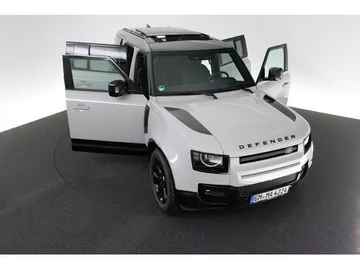 Car image 26