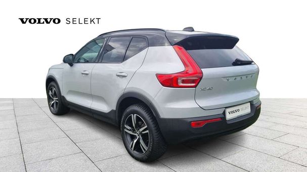 Volvo XC40 T3 120 kW image number 4