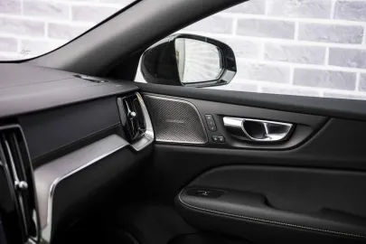 Car image 39