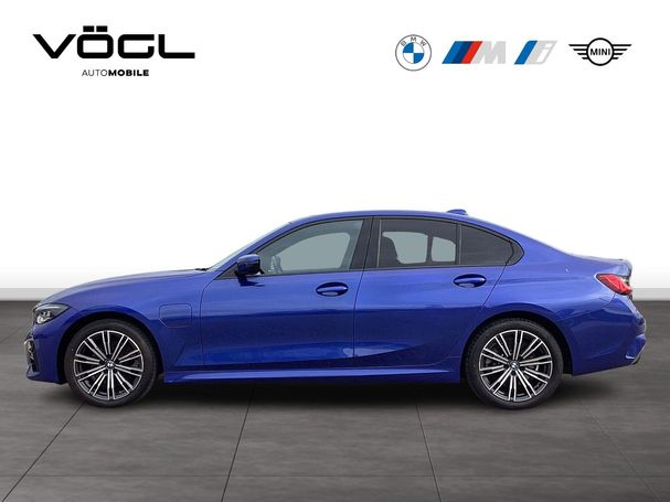 BMW 320 e M Sport 150 kW image number 4