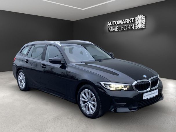 BMW 318i Touring Advantage 115 kW image number 2