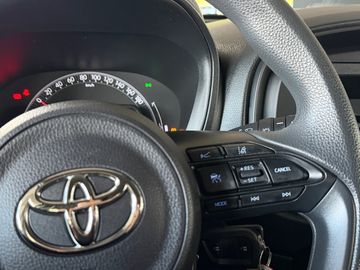 Car image 24