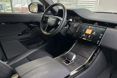 Car image 27
