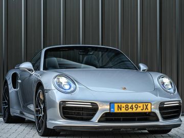 Car image 38