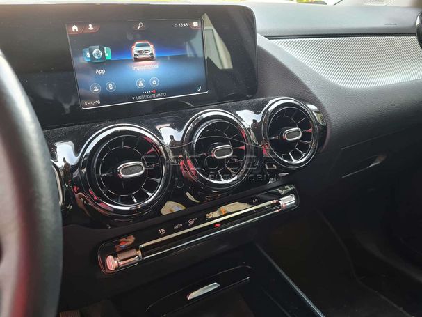 Mercedes-Benz GLA 180 85 kW image number 35