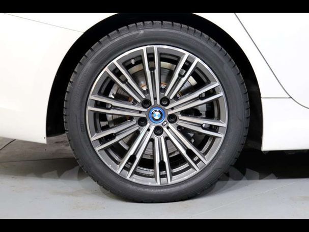 BMW 320 e Touring M Sport 150 kW image number 5