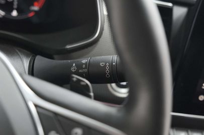 Car image 37