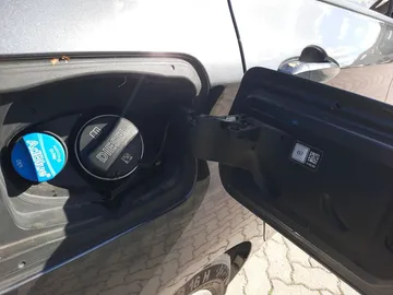 Car image 31