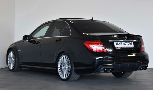 Mercedes-Benz C 63 AMG 336 kW image number 4