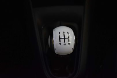 Car image 24