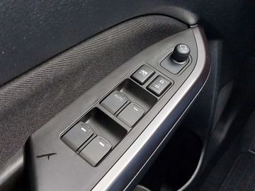 Car image 31