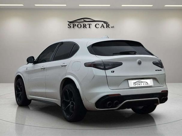 Alfa Romeo Stelvio V6 2.9 Bi-Turbo Quadrifoglio 375 kW image number 7