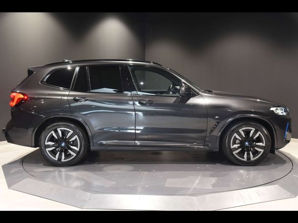 BMW iX3 M Sport Inspiring 213 kW image number 10