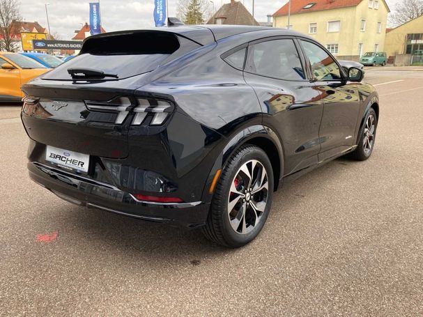 Ford Mustang Mach-E Standard Range AWD 198 kW image number 6