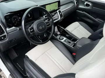 Car image 49