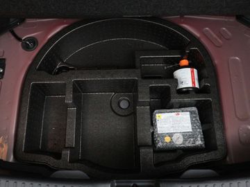 Car image 36