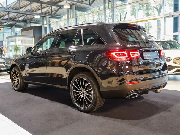 Mercedes-Benz GLC 300 de 225 kW image number 14