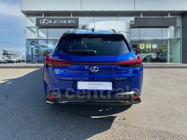 Lexus UX 135 kW image number 26