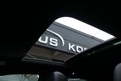 Car image 37