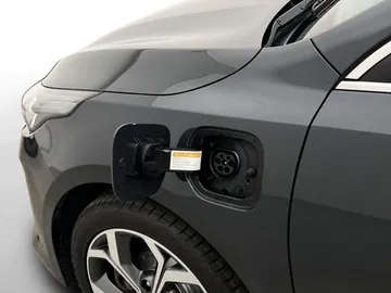 Car image 38