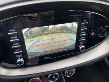 Car image 23