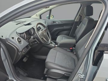 Car image 10