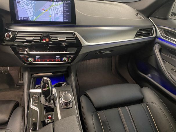 BMW 520d Touring 140 kW image number 13