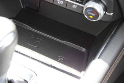 Car image 31