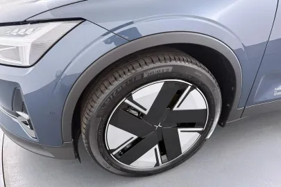 Car image 39