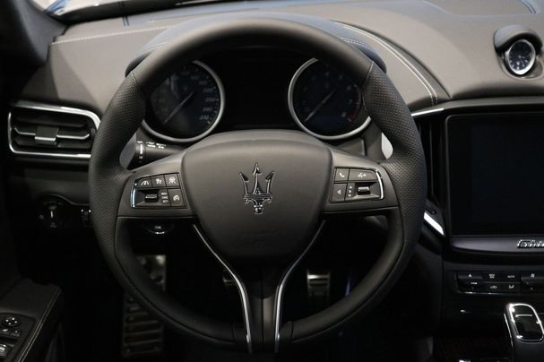 Maserati Ghibli S Q4 316 kW image number 22