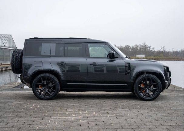 Land Rover Defender 110 P400e 297 kW image number 6