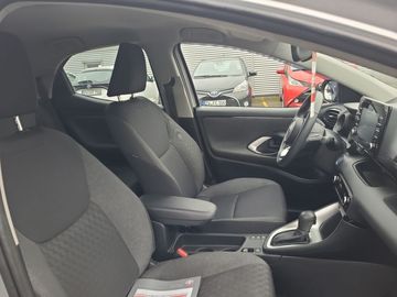 Car image 6