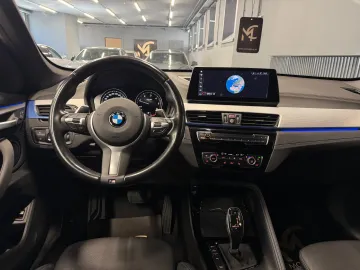 Car image 34